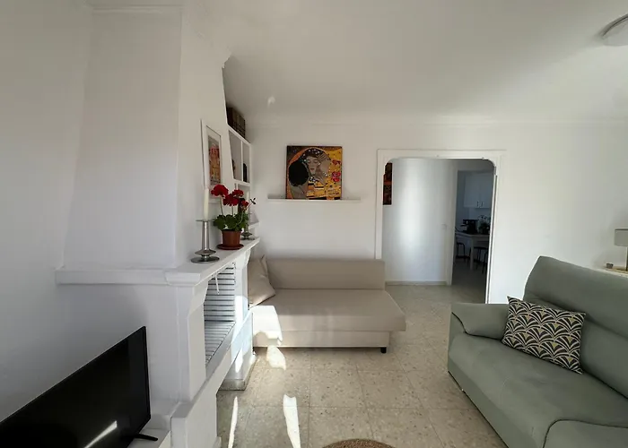 Encantadora Casa En El Corazon De Estepona