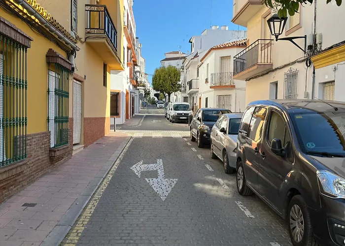Encantadora Casa En El Corazon De Estepona