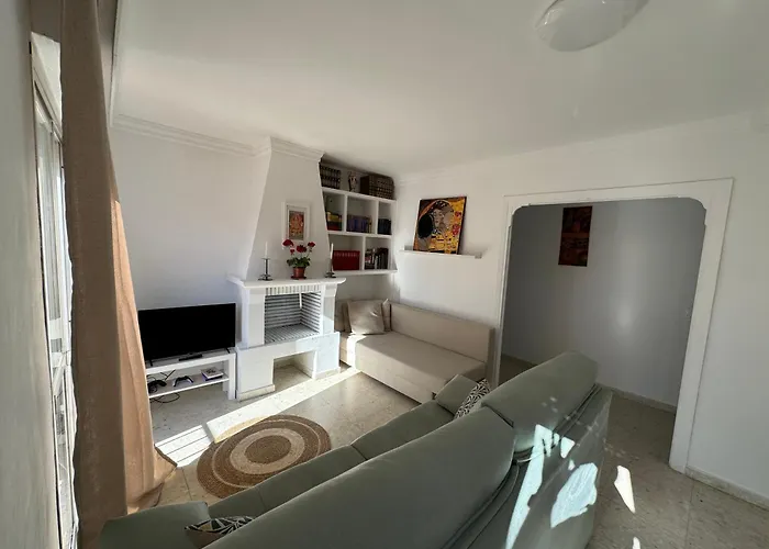 Encantadora Casa En El Corazon De エステポナ